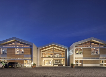 Business center A.P. Møllers Allé 43B 2791 Dragor