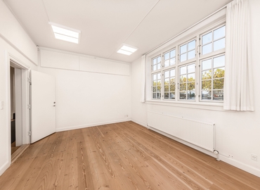 Office Kalvebod Brygge 3, st. 1560 Copenhagen V