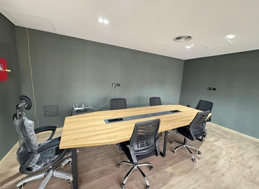 Office 2G79+898 11835 New Cairo