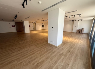 Office 2C42+8F7 11865 Cairo
