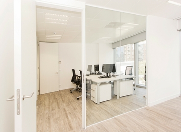 Alquile oficinas compartidas en Madrid Centro 500 m², Paseo de la Castellana 79 - 8 | MatchOffice