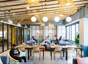 100 m² Business center place up for rent in Barcelona, Carrer de la Ciutat de Granada (08018) - 5 | MatchOffice.com