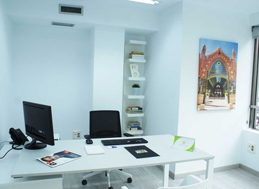 Centros de oficinas en alquiler en València 24 m², Carrer de Colón 4 - 8 | MatchOffice.es