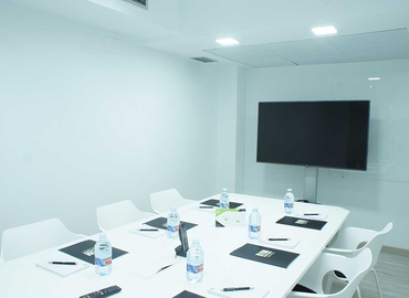 Parque empresarial disponible para alquilar en València 24 m², Carrer de Colón 4 - 10 | MatchOffice