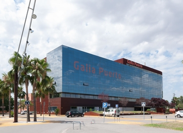 2500 m² Serviced office place up for rent in Seville, Carretera de la Exclusa nº 11 (41011) - 0 | MatchOffice