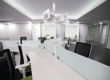 Micentro de negocio en alquiler en Madrid Centro 120 m², c/ Agustín de Foxá - 1 | MatchOffice