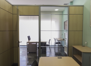 26 m² Business space building for rent in Zaragoza, C/Doctor Casas 20 (50008) - 0 | MatchOffice.com