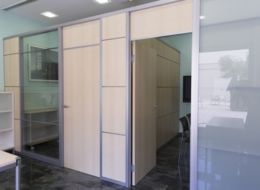 26 m² Business park place up for rent in Zaragoza, C/Doctor Casas 20 (50008) - 3 | MatchOffice