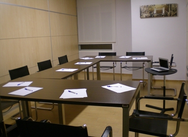 Micentro de negocio disponible para alquilar en Castelló 25 m², Calle Poeta Verdaguer 1  - 10 | MatchOffice