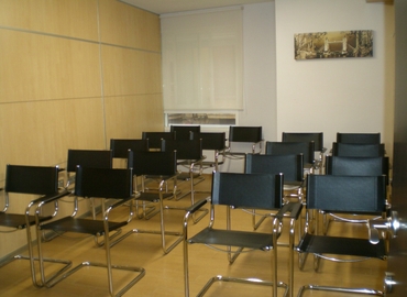 Parque empresarial en alquiler en Castelló 25 m², Calle Poeta Verdaguer 1 - 12 | MatchOffice