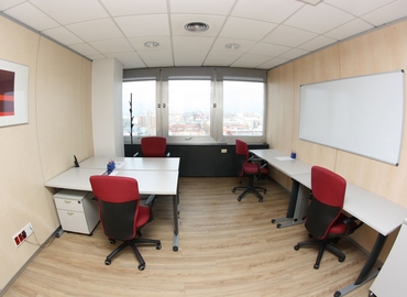 Parque empresarial disponible para alquilar en Madrid Centro 78 m², Calle Capitán Haya 1 - 23 | MatchOffice