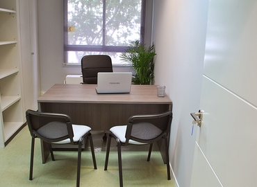 Micentro de negocio en alquiler en Madrid Centro 25 m², Plaza de Emilio Jimenez Milas Nº2 1ºC - 6 | MatchOffice.es