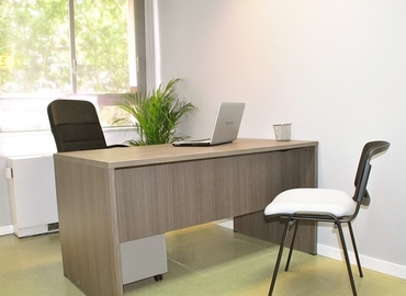 Parque empresarial en alquiler en Madrid Centro 25 m², Plaza de Emilio Jimenez Milas Nº2 1ºC - 9 | MatchOffice.es