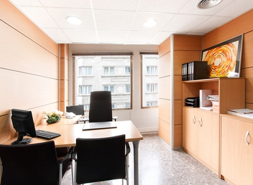48 m² Serviced office place available to rent in Barcelona, Travessera de Gràcia 56 (08006) - 19 | MatchOffice