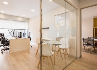 Observe oficinas compartidas en Gràcia 60 m², Carrer de Martí 110-112 - 5 | MatchOffice