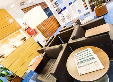 Reserve sala de conferencias acogedora en Madrid Centro 500 m², Ribera del Loira 46 - 7 | MatchOffice