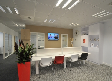 Parque empresarial disponible para alquilar en Madrid Centro 45 m², Camino Fuente de la Mora 9 - 13 | MatchOffice.es