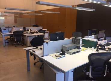 Choose a 30 m² Conference space in Valencia, C/ Ernesto Che Guevara 18 bajo (46920) - 0 | MatchOffice