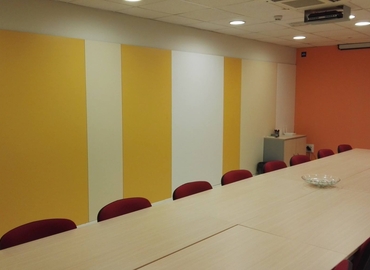 Choose a 35 m² Conference center in Valencia, Camí del Port 143 (46470) - 3 | MatchOffice