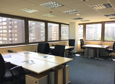 Alquile sala de conferencias en Madrid Centro 50 m², Paseo de la Castellana 135 - 3 | MatchOffice.es