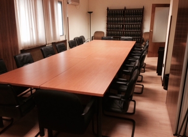 Rent a 40 m² Conference space in Madrid Centro, Calle Capitan Haya 60 - 2º planta (28020) - 2 | MatchOffice