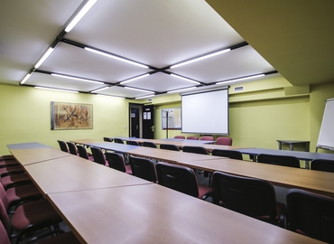 Alquile sala de juntas en Madrid Centro 30 m², Calle López de Aranda 35 - 12 | MatchOffice.es