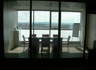 Book a 25 m² Conference hall in Zaragoza, Avda María Zambrano 31 (50018) - 12 | MatchOffice