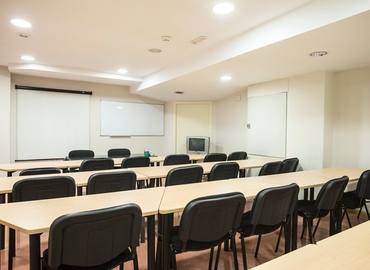 Choose a 30 m² Convention center in Zaragoza, Cl. Vicente Berdusan Bloque D (50010) - 11 | MatchOffice.com