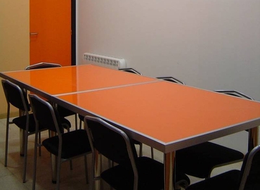 Book a 42 m² Convention center in Burgos, C/ Juan de Ayolas 49 (09007) - 3 | MatchOffice.com