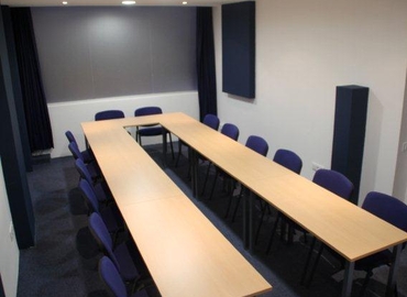 Book a 30 m² Conference space in Barcelona, Avenida Josep Tarradellas 38 (08029) - 4 | MatchOffice.com