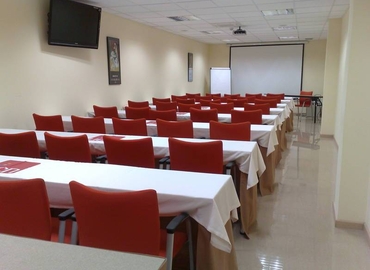 Alquile sala de reuniones en Madrid Centro 40 m², Paseo de la Habana 9-11 - 8 | MatchOffice.es