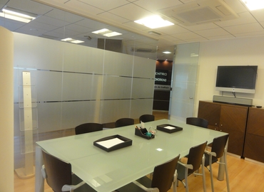 Elija sala de juntas en València 40 m², Carrer Cirilo Amorós 51 - 3 | MatchOffice.es