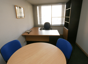Book a 22 m² Conference center in Madrid Centro, Calle Doctor Esquerdo 105 (28007) - 1 | MatchOffice