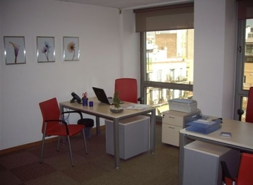 35 m² Meeting room in Eixample, Rambla de Catalunya 38 (08007) - 1 | MatchOffice