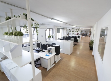 70 m² Conference center in Malaga, Carril de la Cordobesa (29003) - 0 | MatchOffice.com