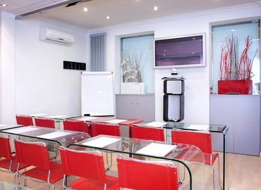 24 m² Conference center in Zaragoza, Paseo de la Gran Vía (50006) - 1 | MatchOffice.com