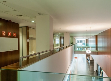 60 m² Business center property available to rent in Seville, Carretera de la Exclusa nº 11 (41011) - 8 | MatchOffice