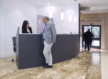 Centros de negocio en alquiler en Madrid Tetuán 30 m², Calle Edgar Neville 6 - 0 | MatchOffice