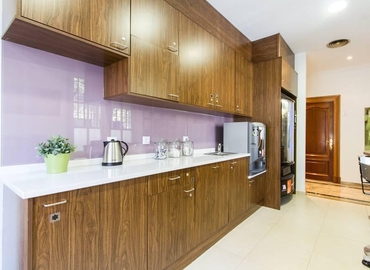 Explore coworking en Madrid Centro 70 m², Avenida del Doctor Arce 14 - 18 | MatchOffice