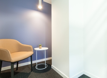 Observe oficinas temporales en Madrid Centro 70 m², Calle de Orense 4 - 9 | MatchOffice.es