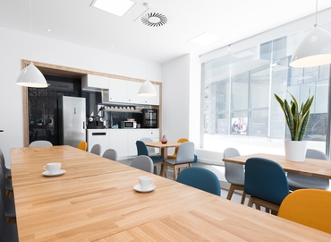 100 m² Co-working  in Les Corts, Carrer de Can Ràbia 3-5 (08017) - 2 | MatchOffice.com