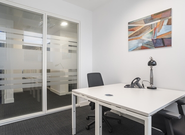 Alquile oficinas de coworking en El Prat de Llobregat 40 m², Carrer d'Osona 2 - 3 | MatchOffice
