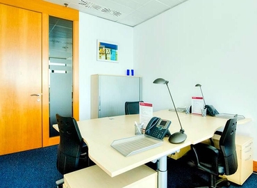 Observe oficinas compartidas en Barcelona 300 m², Edificio Sur - 2 | MatchOffice.es