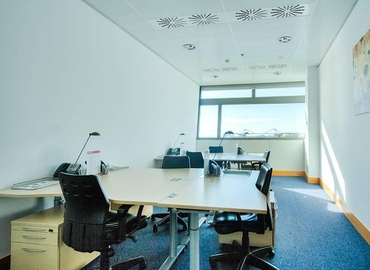 Explore oficinas temporales en Barcelona 300 m², Edificio Sur - 3 | MatchOffice