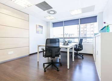 Explore coworking en Madrid Centro 70 m², Maria de Molina 39 - 2 | MatchOffice