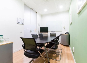 Explore oficinas temporales en Madrid Centro 70 m², Pinar 5 - 12 | MatchOffice