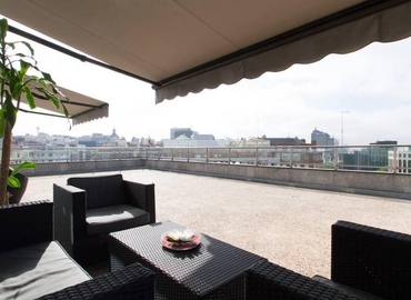 Explore oficinas compartidas en Madrid Centro 70 m², Pinar 5 - 17 | MatchOffice