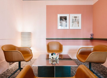 Explore coworking en Barcelona 100 m², Carrer de la Ciutat de Granada - 4 | MatchOffice