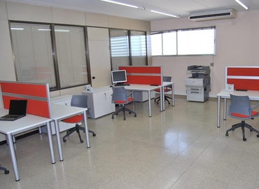Alquile oficinas compartidas en Martorell 130 m², Avenida Comte de Llobregat 4 - 4 | MatchOffice