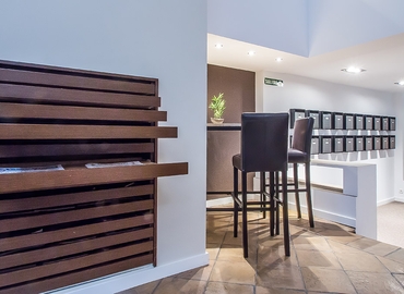 Centros de negocio disponible para alquilar en Eixample 15 m², Carrer d'Aribau 161 - 2 | MatchOffice.es